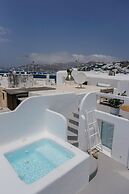 Roofs of Chora, Townhouse with Rooftop Pool - Adults Only