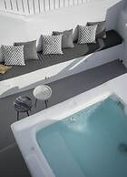 Roofs of Chora, Townhouse with Rooftop Pool - Adults Only