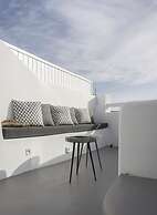 Roofs of Chora, Townhouse with Rooftop Pool - Adults Only