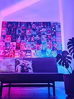 Semeru Hostel Malang - Adults Only