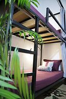 Semeru Hostel Malang - Adults Only