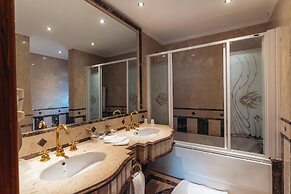 Nubian Island, Families and Couples only