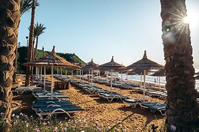 Nubian Island, Families and Couples only