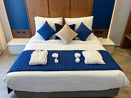 Nubian Island, Families and Couples only