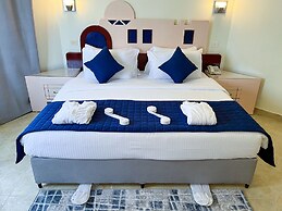 Nubian Island, Families and Couples only