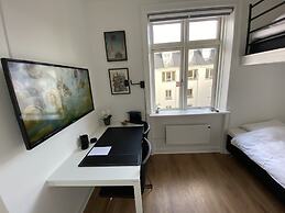 PSG 23 - Short Stay Apts by Living Suites