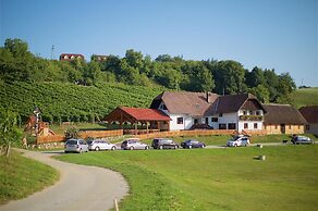 Apartments Lovrec