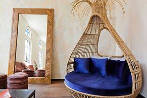 Designed Jaffa Haven with Rooftop by Sea N' Rent