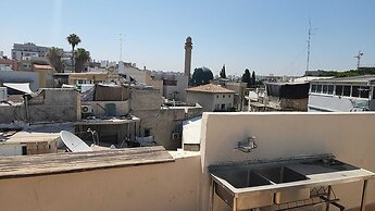 Designed Jaffa Haven with Rooftop by Sea N' Rent