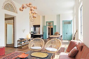 Designed Jaffa Haven with Rooftop by Sea N' Rent