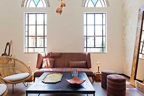 Designed Jaffa Haven with Rooftop by Sea N' Rent