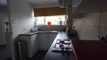 Chelsea House - Huku Kwetu