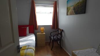 Chelsea House - Huku Kwetu