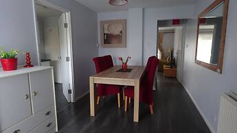 Chelsea House - Huku Kwetu