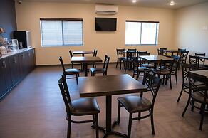 Cobblestone Inn & Suites - Forest City