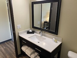 Cobblestone Inn & Suites - Forest City