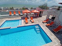 Santorini Praia Hotel