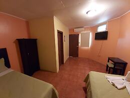 Mados Hotel Aterrizaje