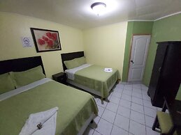 Mados Hotel Aterrizaje