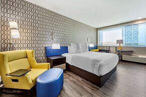 GLō Best Western Dawley Farms In Sioux Falls