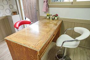 Jirisan 1 Night 2 Days Pension