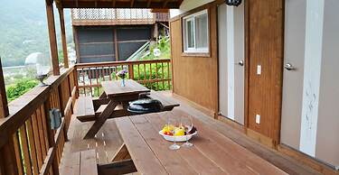 Jirisan 1 Night 2 Days Pension