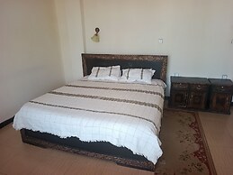 Honey Land Hotel