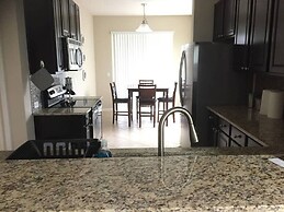 10 Beds! Modern House. Universal & Convention
