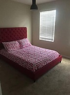 10 Beds! Modern House. Universal & Convention