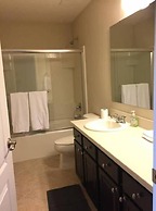 10 Beds! Modern House. Universal & Convention