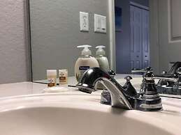 Tideview 20 · Walk TO Convention! Near Universal & Disney