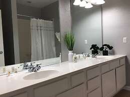 Tideview 20 · Walk TO Convention! Near Universal & Disney