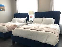 Tideview 166 · NEW Ultra Modern & Super Clean 3 Full Suites