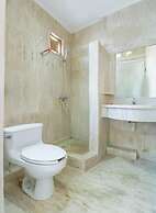 OYO 2548 Rasa Sayang Inn