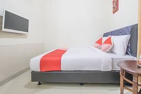 OYO 2836 Sekar Sari Residence
