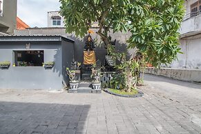 OYO 2836 Sekar Sari Residence