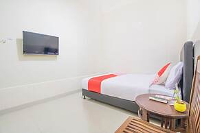 OYO 2836 Sekar Sari Residence