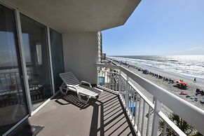 0301 Waters Edge Resort 3 Bedroom Condo by RedAwning