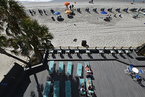 0301 Waters Edge Resort 3 Bedroom Condo by RedAwning