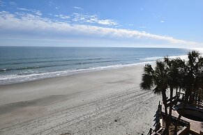 0301 Waters Edge Resort 3 Bedroom Condo by RedAwning