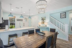 1345 Laurel Grove 3 Bedroom Home by RedAwning