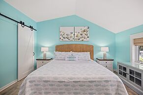 1345 Laurel Grove 3 Bedroom Home by RedAwning