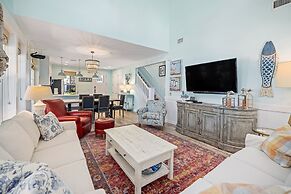 1345 Laurel Grove 3 Bedroom Home by RedAwning