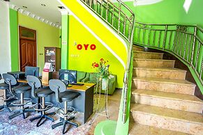 OYO 2848 Senaz Guesthouse