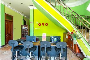 OYO 2848 Senaz Guesthouse