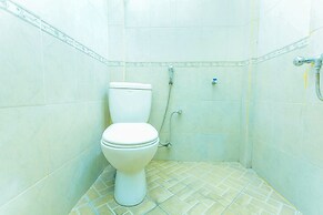 OYO 2848 Senaz Guesthouse