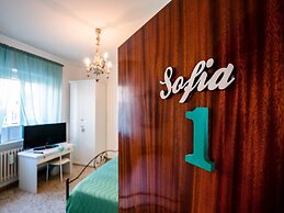 Casa Mafalda - Rooms, Friends and More - Affittacamere, Guest House