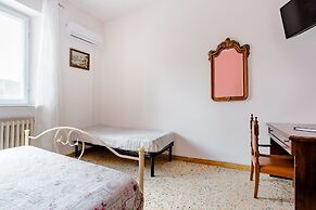 Casa Mafalda - Rooms, Friends and More - Affittacamere, Guest House