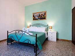 Casa Mafalda - Rooms, Friends and More - Affittacamere, Guest House