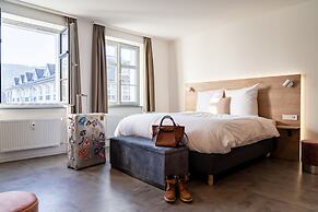 coucou Hotel